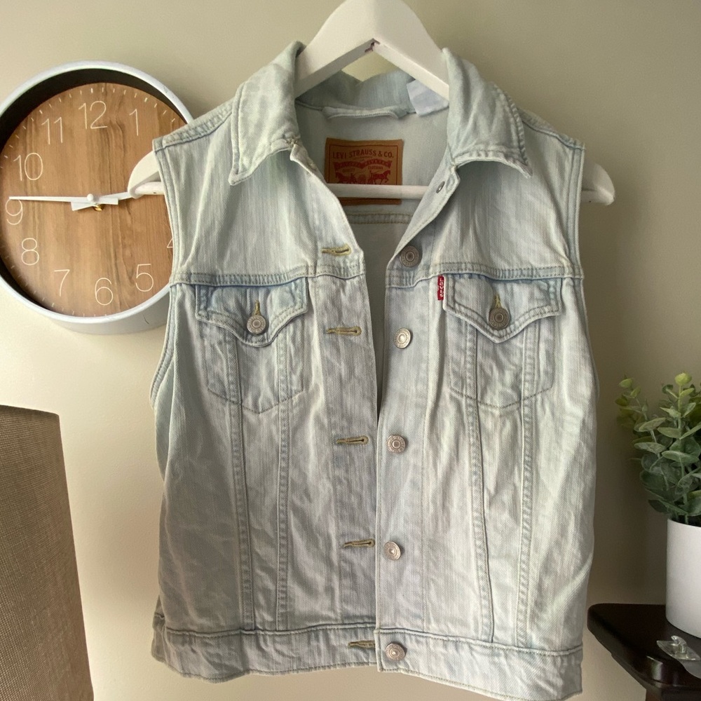 Levi vest jean jacket